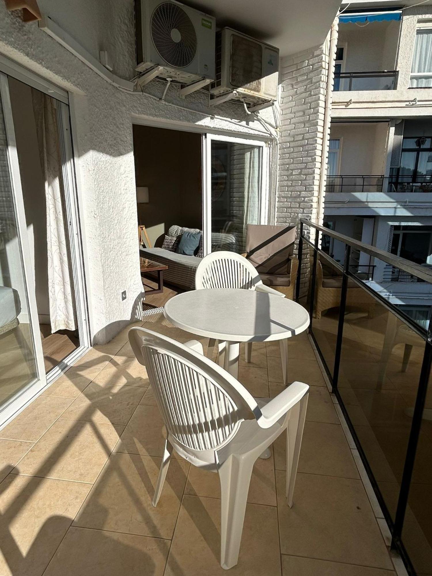 Skol 420C Fantastico 1 Dormitorio Primera Linea De Playa Marbella Zewnętrze zdjęcie